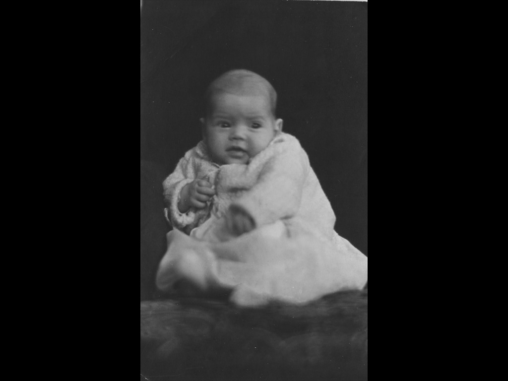 A03 Robed Imitating Baby  Yoga